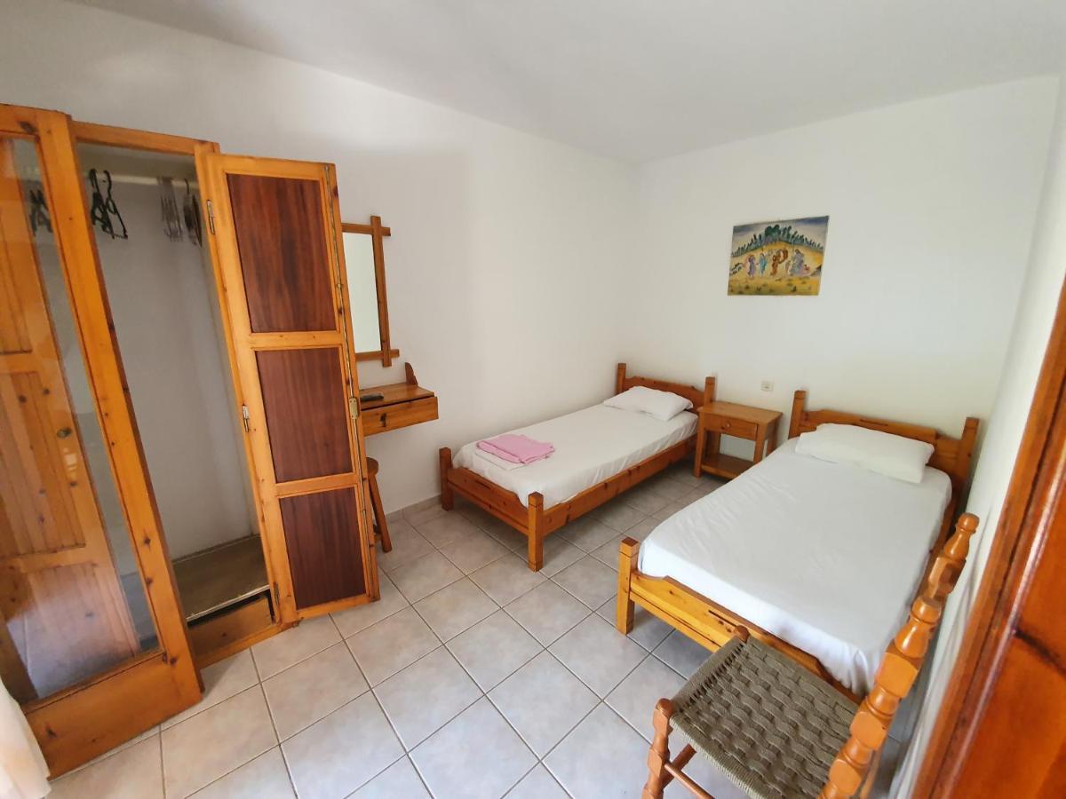 Dionisos Studios And Apts Skiathos Koukounaries Exteriér fotografie